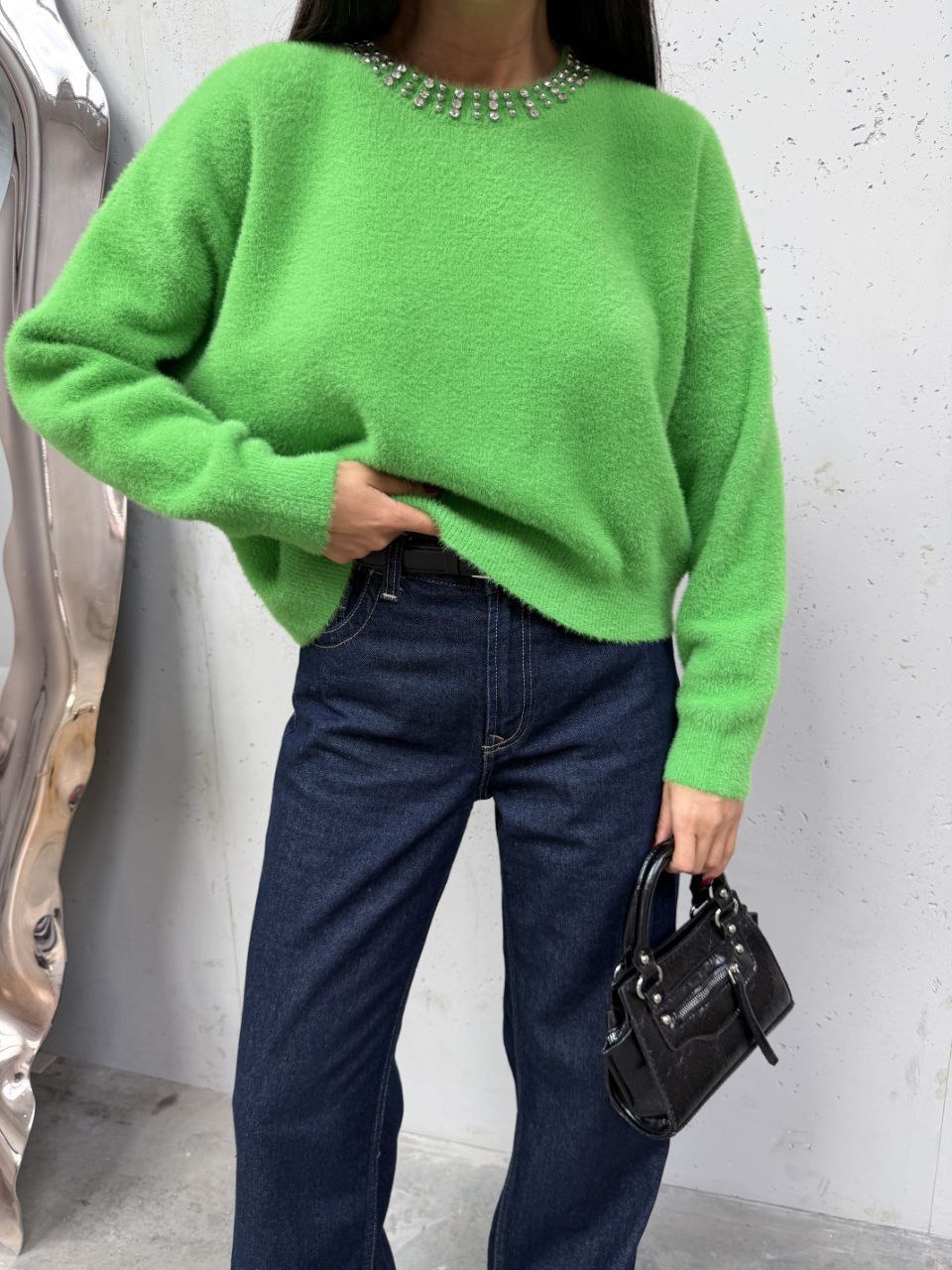 Yaka Taş İşlemeli Yumuşak Dokulu Kadın Triko Kazak