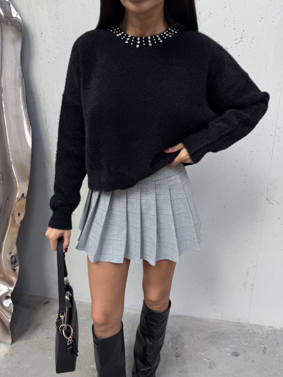 Yaka Taş İşlemeli Yumuşak Dokulu Kadın Triko Kazak