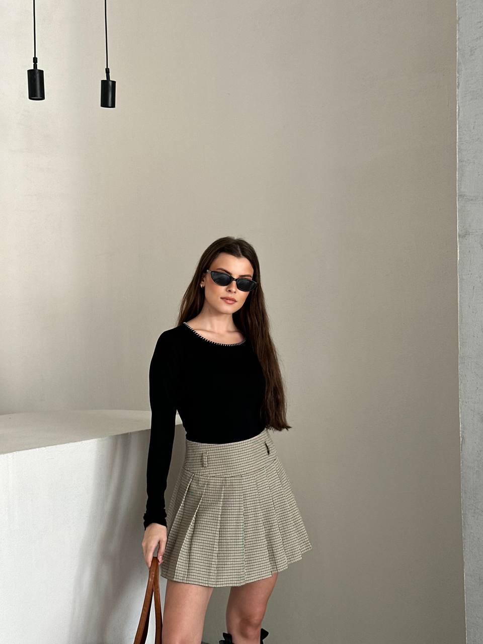 Kontrast Beyaz Dikiş Detaylı Siyah Uzun Kollu Slim Fit Kadın Bluz