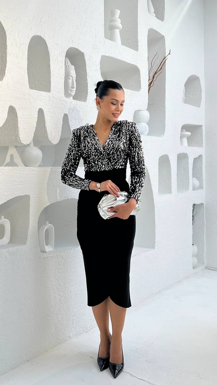 Gümüş Payet Üstlü Siyah Midi Boy Abiye Elbise