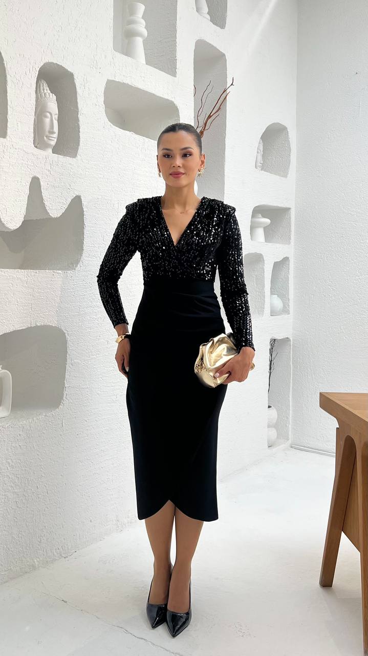 Siyah Payetli Drapeli Midi Boy Abiye Elbise