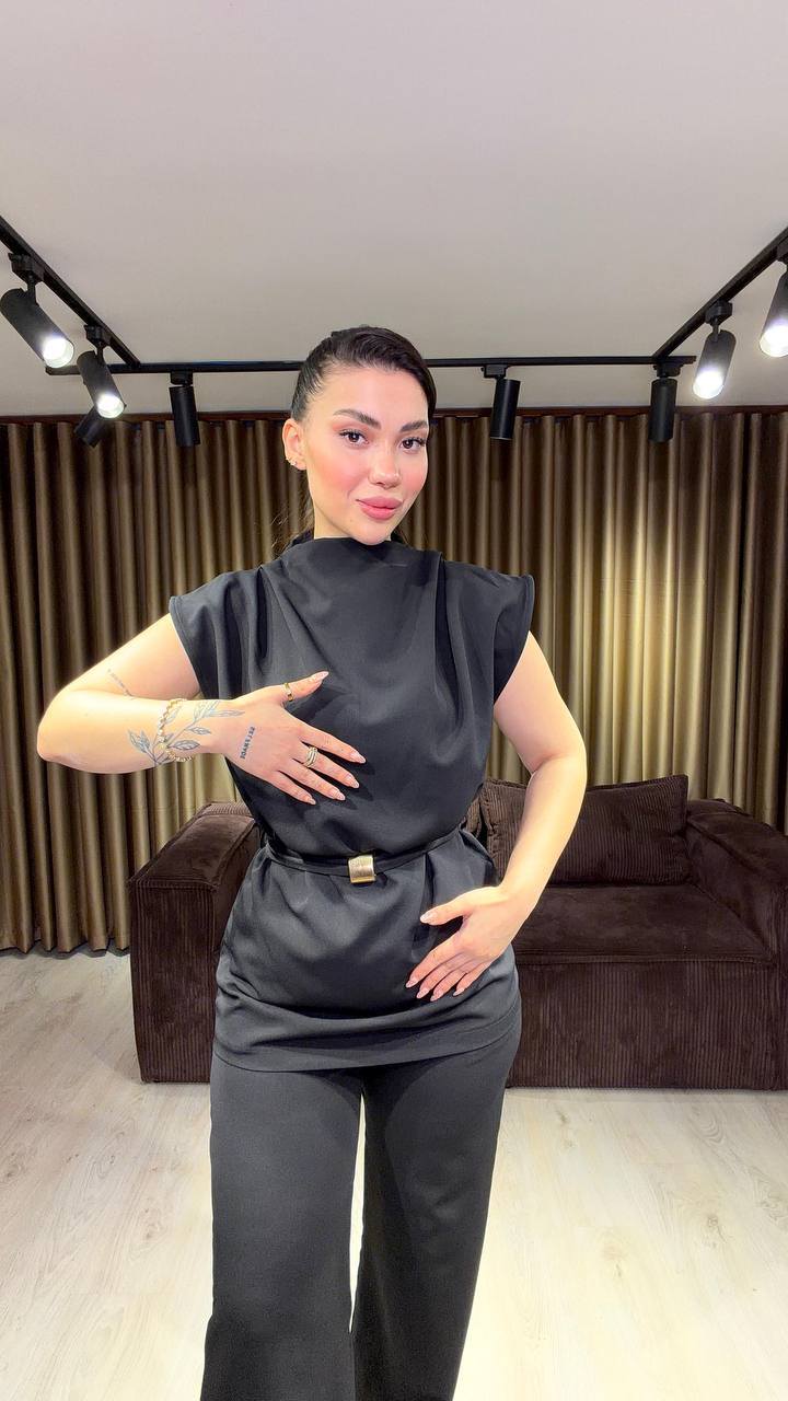 Yüksek Yaka Beli Kemerli Pantolon Takım - Ofis ve Günlük Şıklık