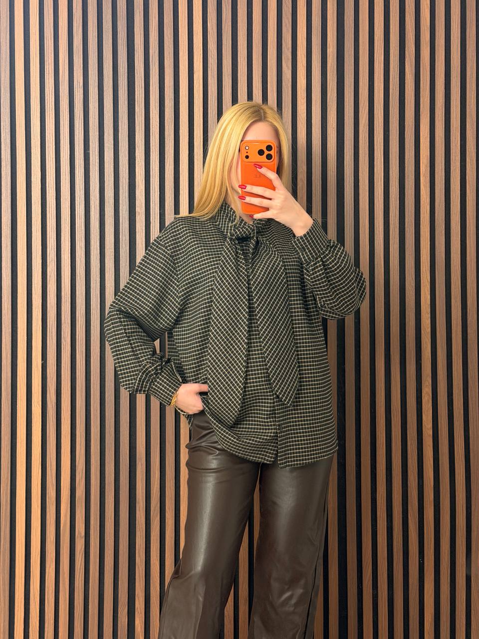 Fular Detaylı Pötikare Desenli Oversize Gömlek - Siyah/Haki