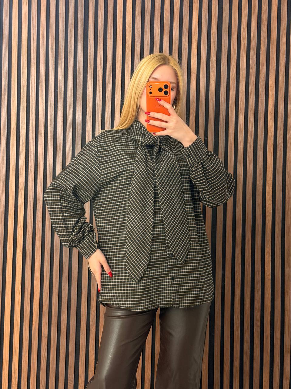 Fular Detaylı Pötikare Desenli Oversize Gömlek - Siyah/Haki