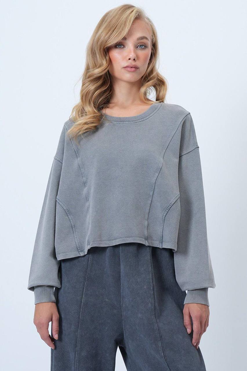 Dikiş Detaylı Gri Yıkamalı Crop Sweatshirt
